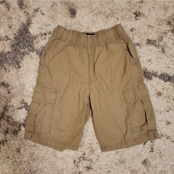 The Children's Place khaki elastic waistband boys cargo shorts - Picture 1 of 8